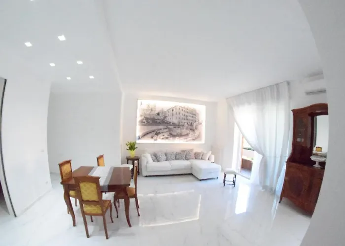 St Peter's Elegant Holidays Apartamento *